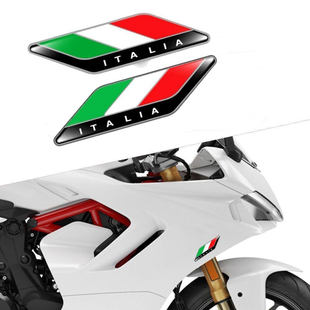 Model Kit Vespa - زوج من شارات العلم الإيطالي ثلاثية
