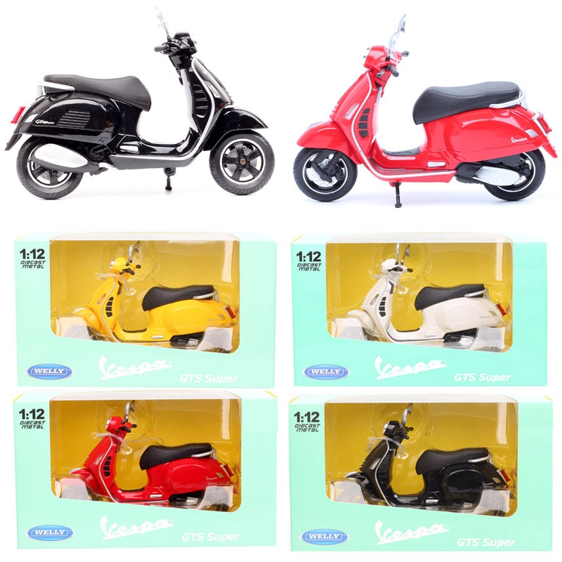 Model Kit Vespa - نموذج دراجة فيسبا GTS سوبر سبورت