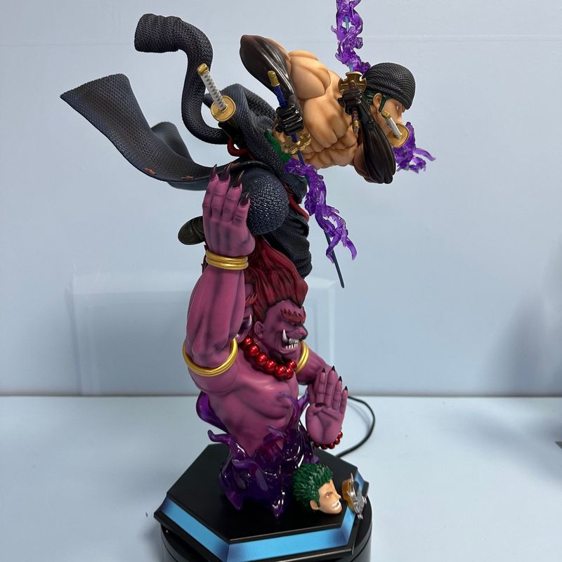 تمثال رورونوا زورو من ون بيس ب - مراجعة Model Figure Base وسعره