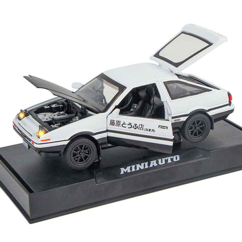 نموذج سيارة AE86 من INITIAL D  - مراجعة Model Kit Ae86 وسعره