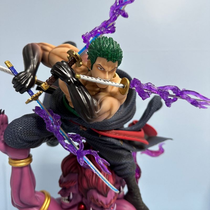 تمثال رورونوا زورو من ون بيس ب - مراجعة Model Figure Base وسعره