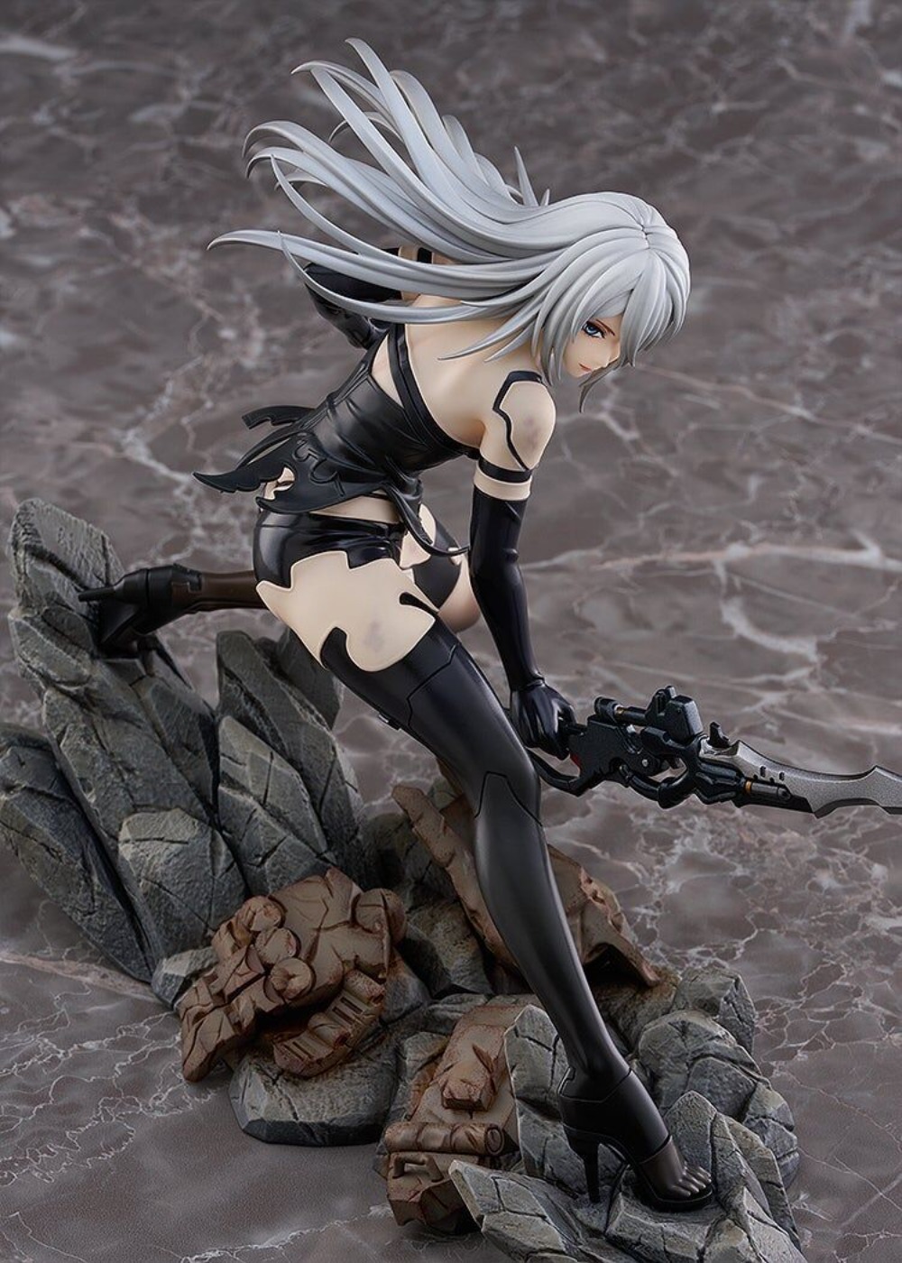 متوفر 100% أصلي من مصنع ماكس:  - مراجعة Model Kit Nier Automata وسعره
